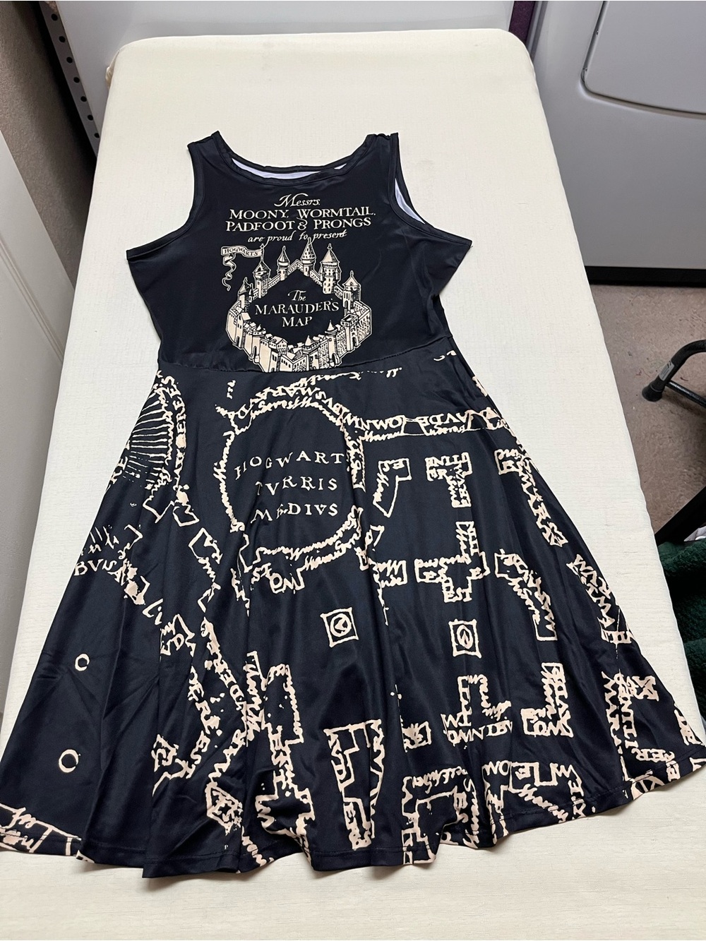 Harry Potter S Marauder's Map dress - Picture 3 of 14